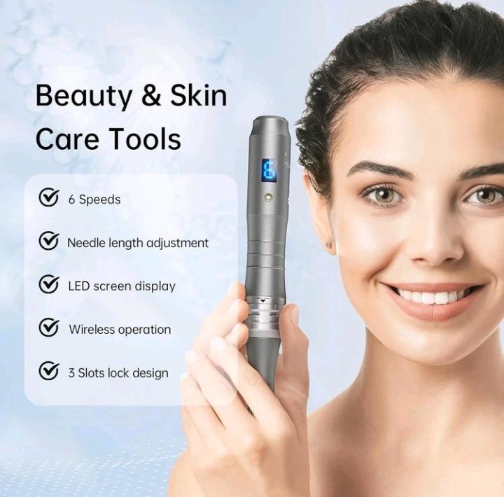 DermaGlow M8 Microneedling Pen
